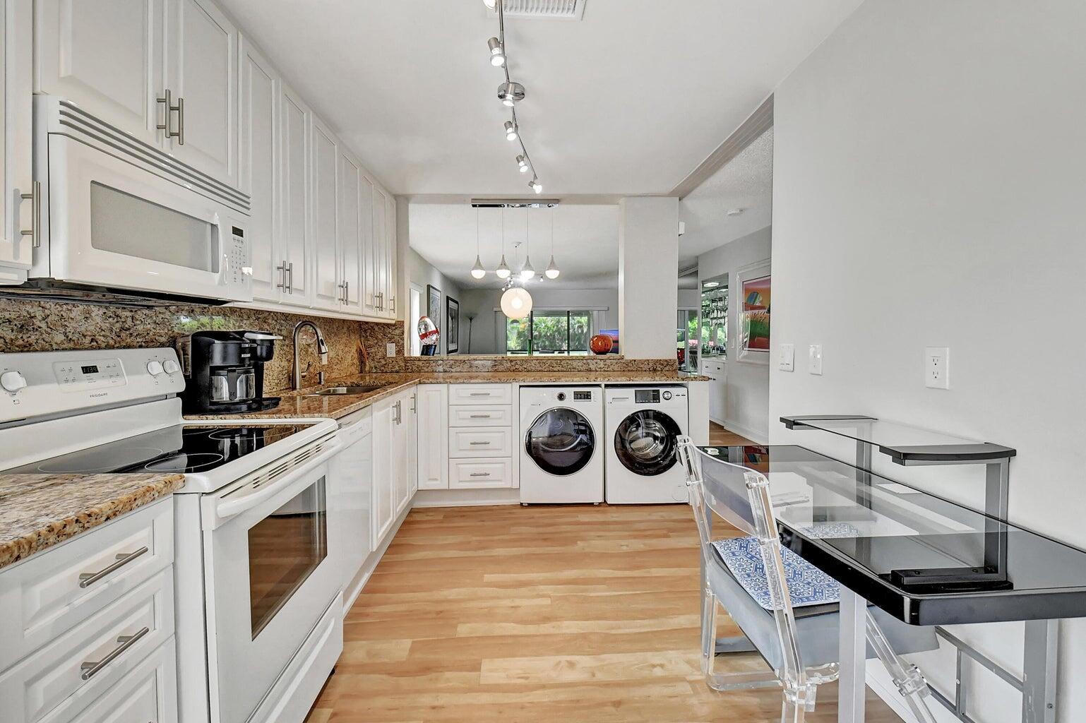 SOUTHPORT AT HUNTERS RUN - Residential Lease