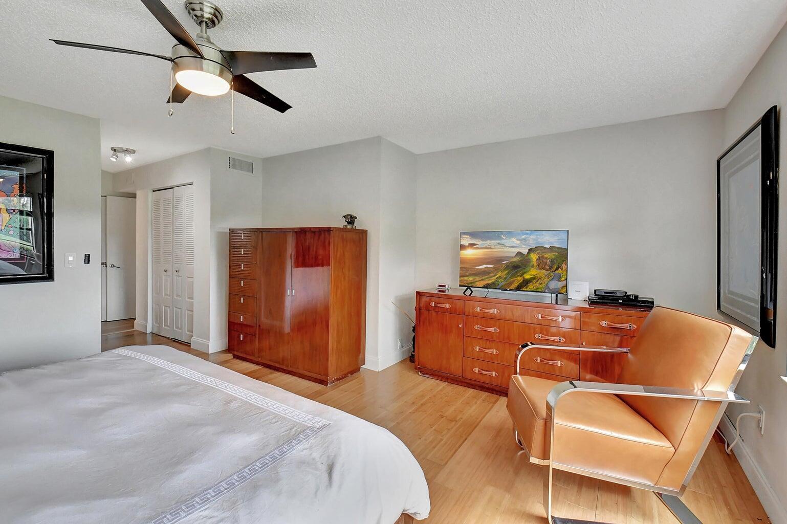 SOUTHPORT AT HUNTERS RUN - Residential Lease