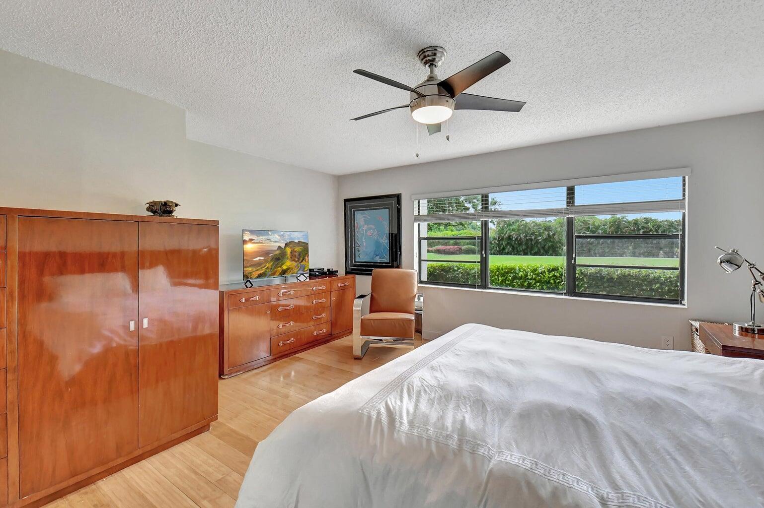 SOUTHPORT AT HUNTERS RUN - Residential Lease