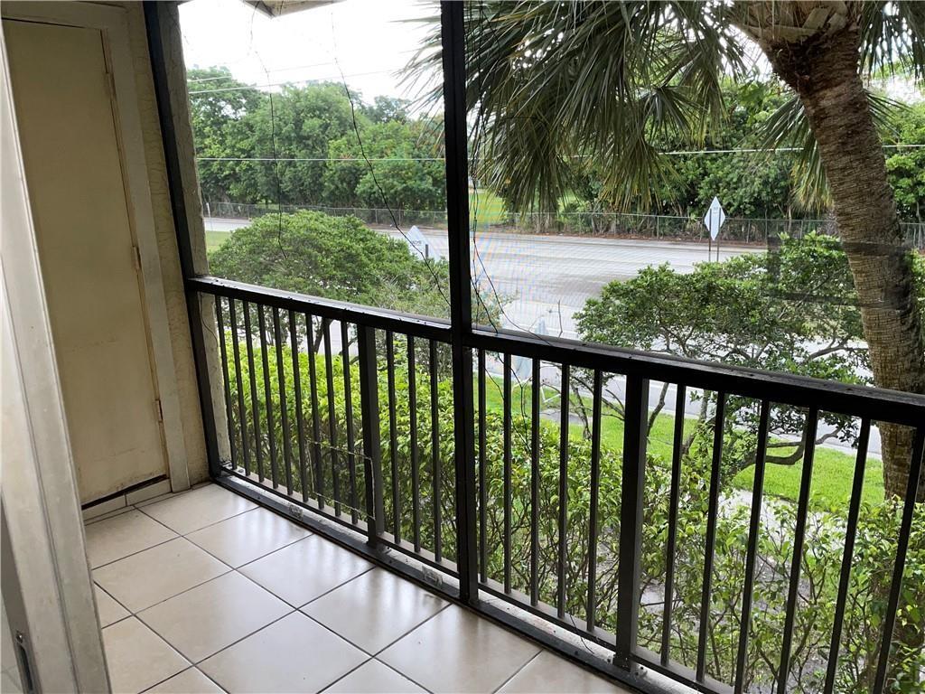 Royal Poinciana Condo - Residential Lease