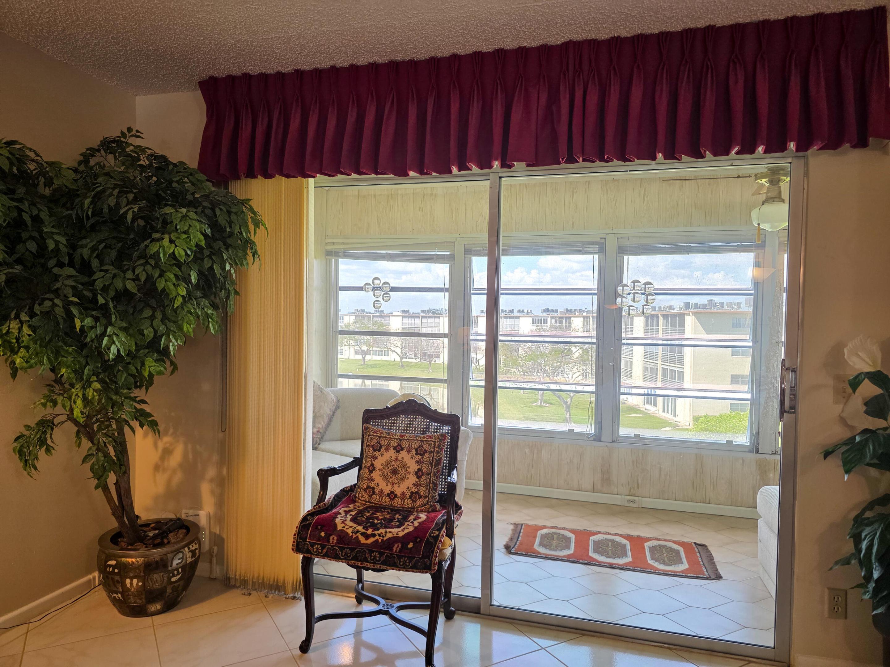 GUILDFORD AT CENTURY VILLAGE CONDO - Residential