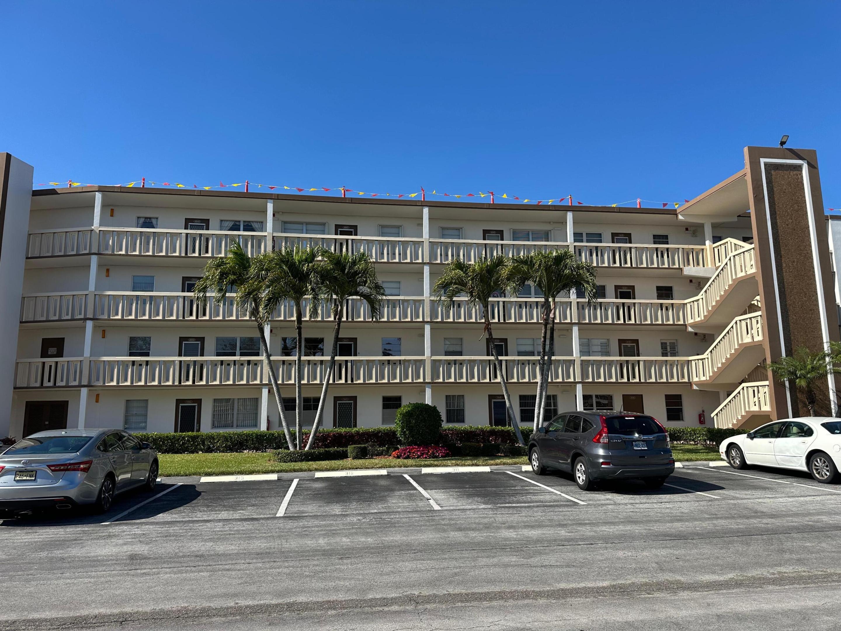 GUILDFORD AT CENTURY VILLAGE CONDO - Residential