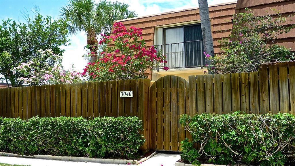 Photo of 3040 30th Court, Jupiter, FL 33477 (MLS # R10670066)