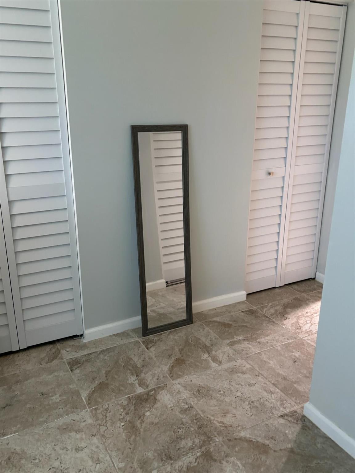 Fabulous winter home or relocating to Florida. Villa in pristine condition. New kitchen, two walk-in closets. Beautiful counter tops, white shaker cabinets. Active 55+ community. Lots of activities, club house, pool, gym, great location. Low condo fee $385/month.