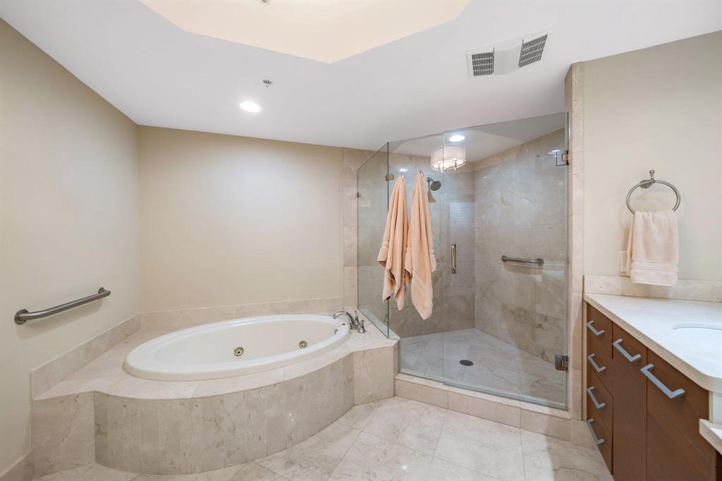 LANDMARK AT THE GARDENS CONDO - Residential