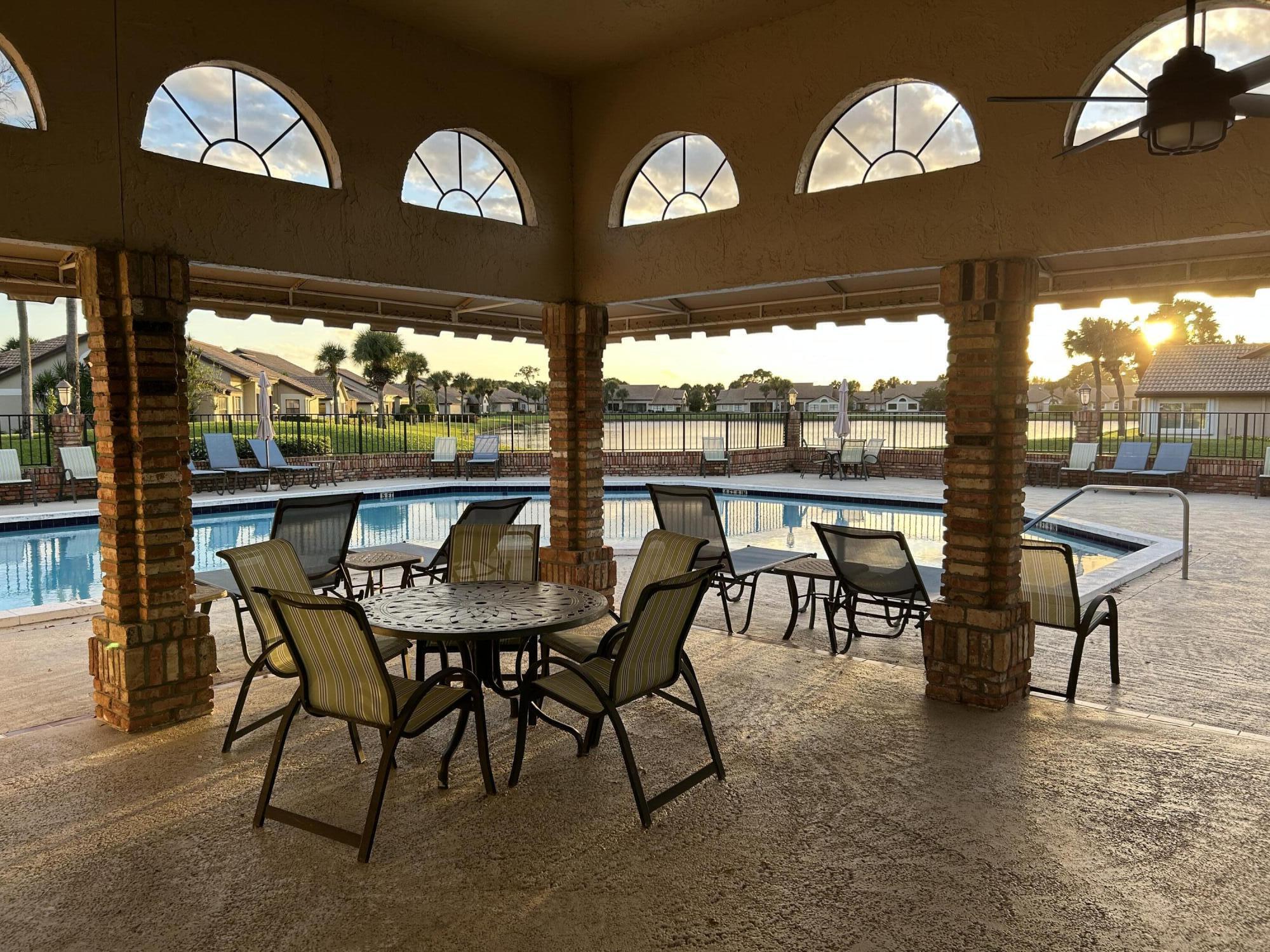 ABERDEEN 4 - Residential