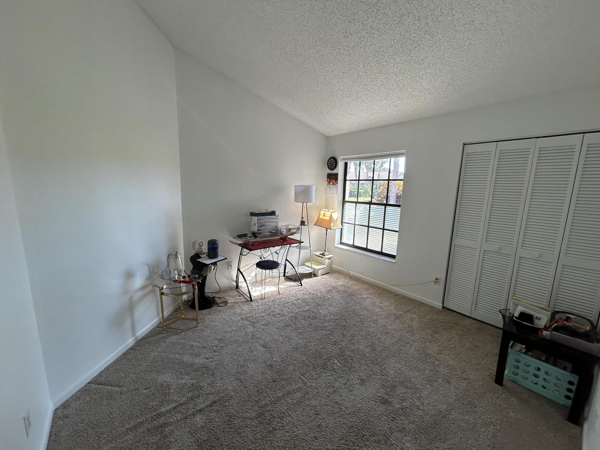 ABERDEEN 4 - Residential