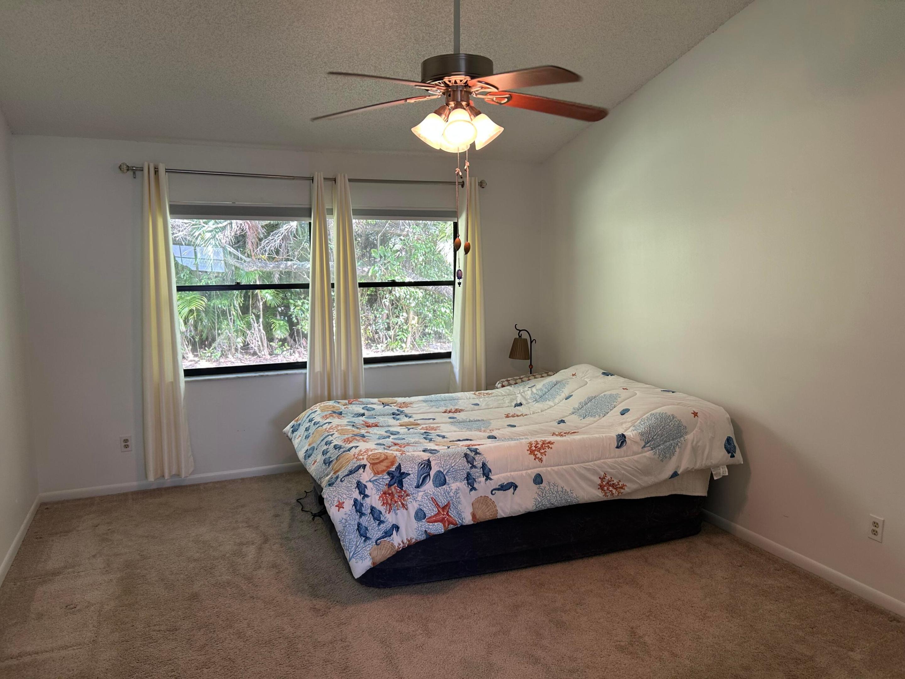 ABERDEEN 4 - Residential