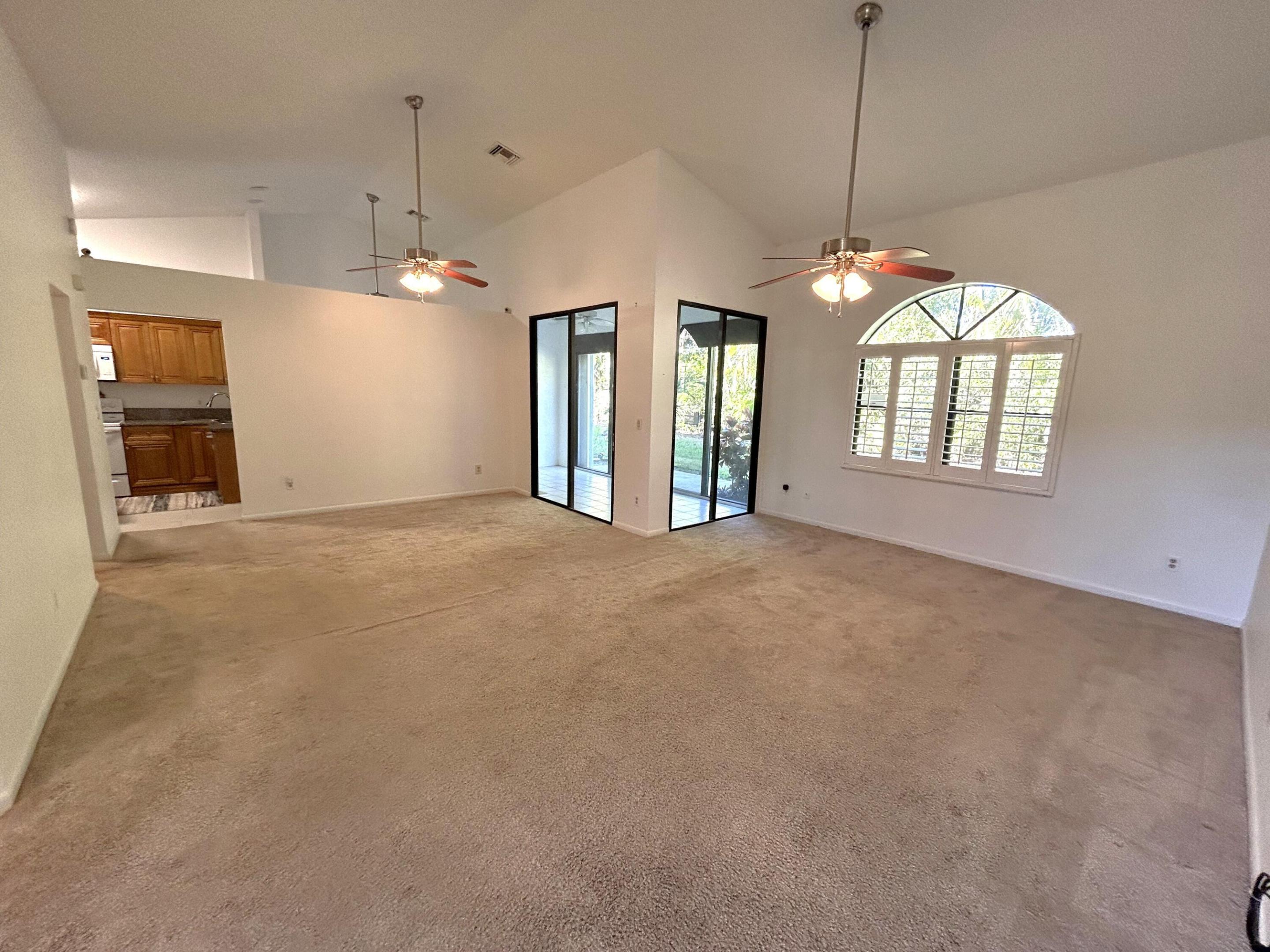 7207 Le Chalet Boulevard