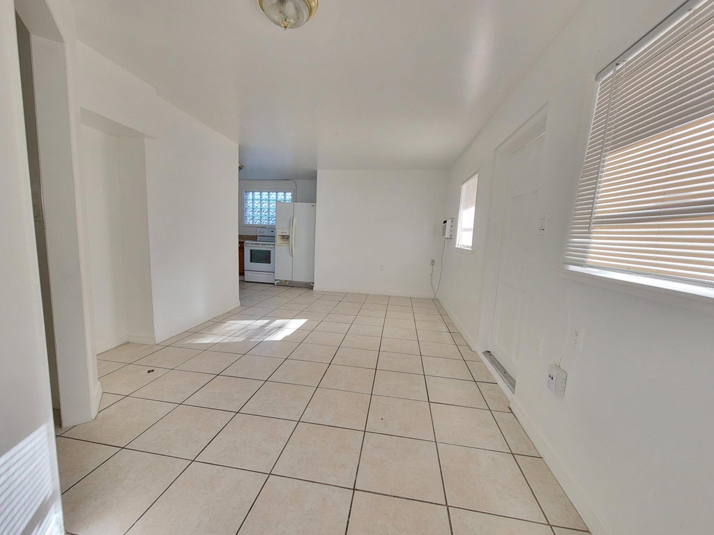 Photo of 4547 SE Binnacle Way #4, Stuart, FL 34997 (MLS # R10955499)