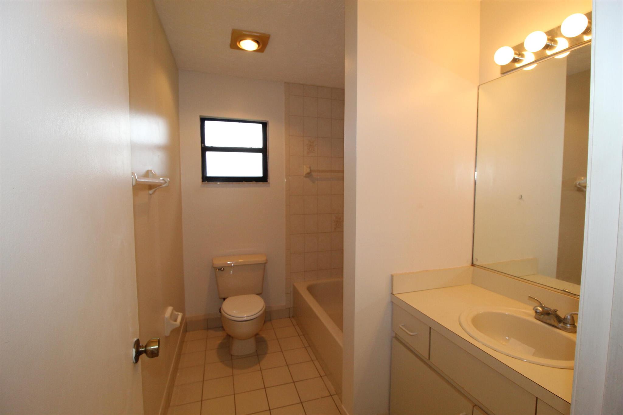 PORT ST LUCIE SECTION 30 - Residential Lease