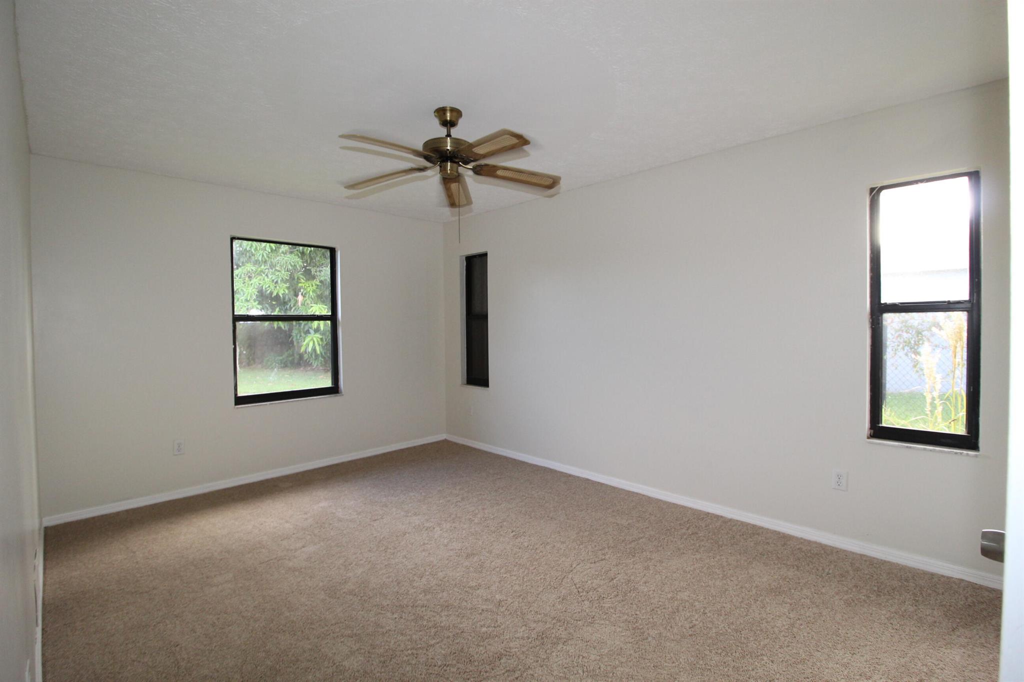 PORT ST LUCIE SECTION 30 - Residential Lease