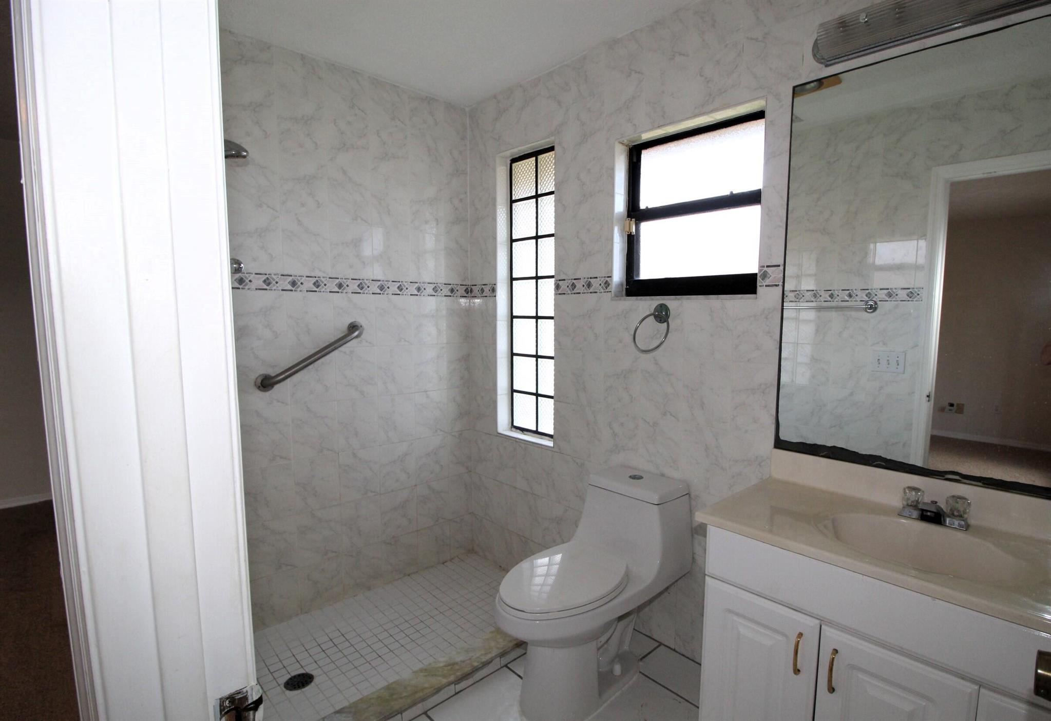 PORT ST LUCIE SECTION 30 - Residential Lease