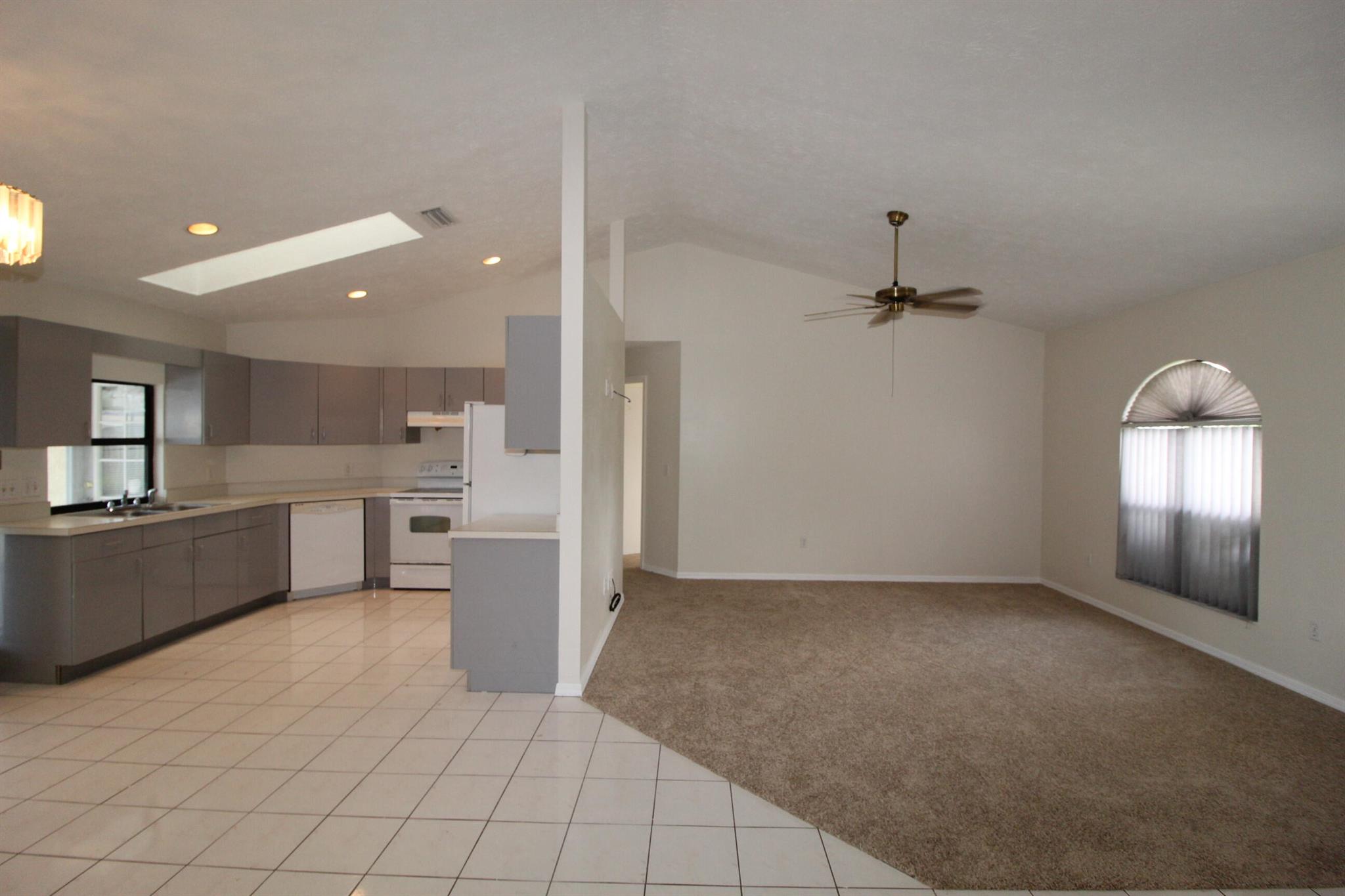 PORT ST LUCIE SECTION 30 - Residential Lease