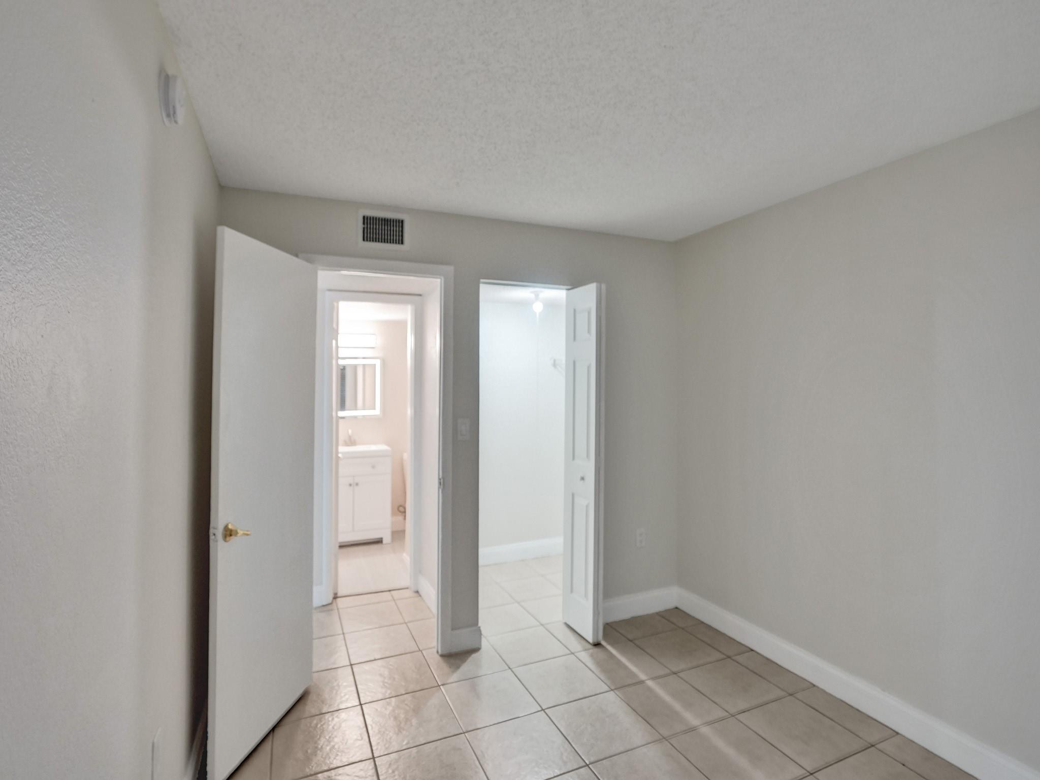 SPRINGCREST CONDO - Residential Lease