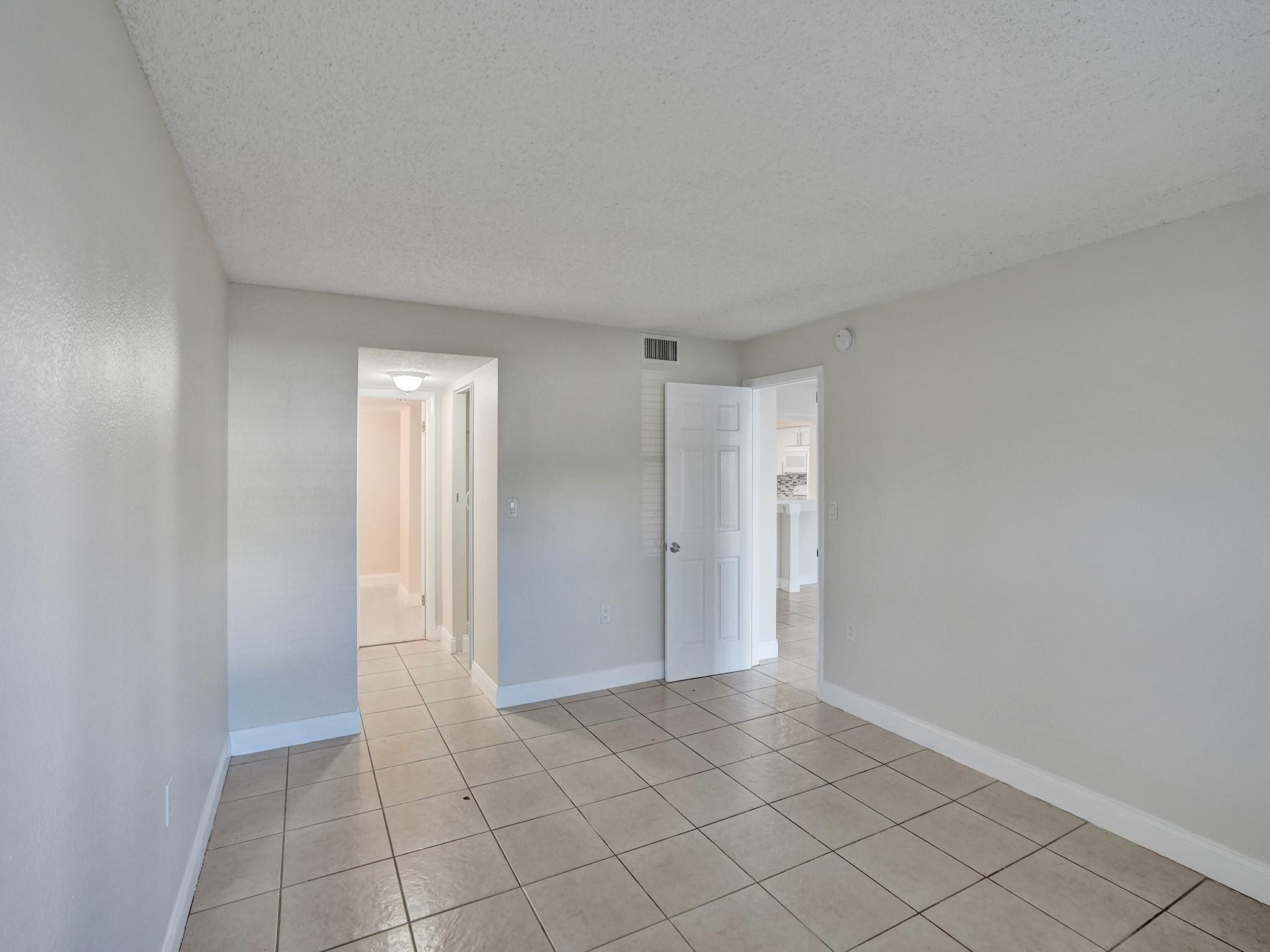 SPRINGCREST CONDO - Residential Lease