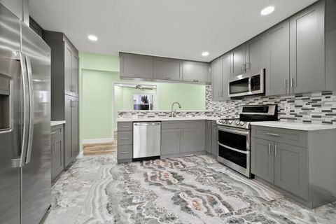 Tiny photo for 6291 Breckenridge Circle, Lake Worth, FL 33467 (MLS # B26016902)