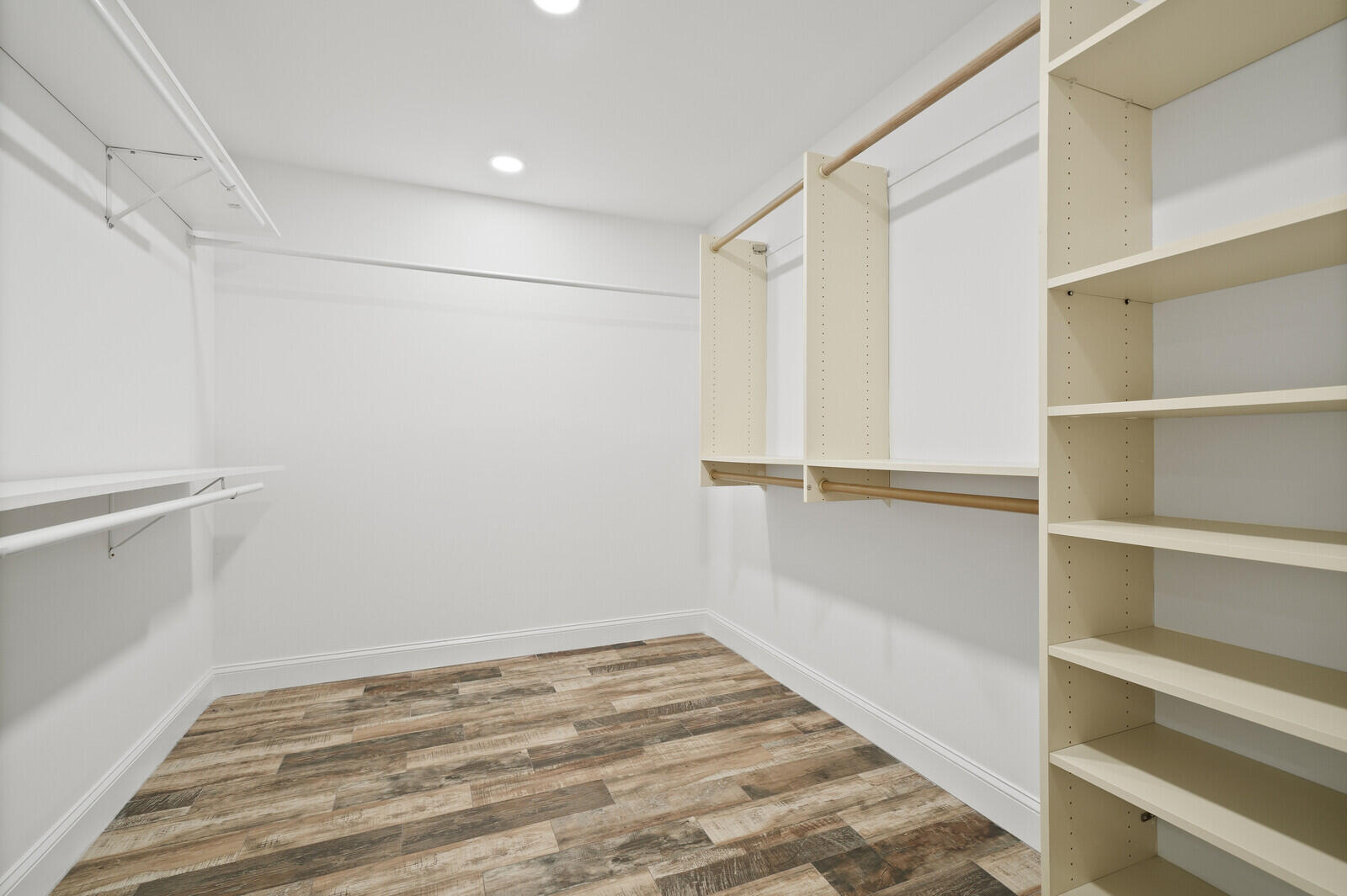 FAIRFIELDS LACUNA 5 - Residential