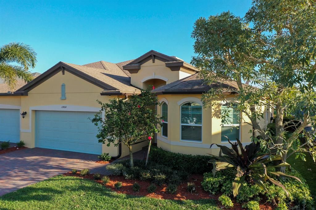 Photo of 11464 SW Lake Park Drive, Port Saint Lucie, FL 34987 (MLS # R10705145)