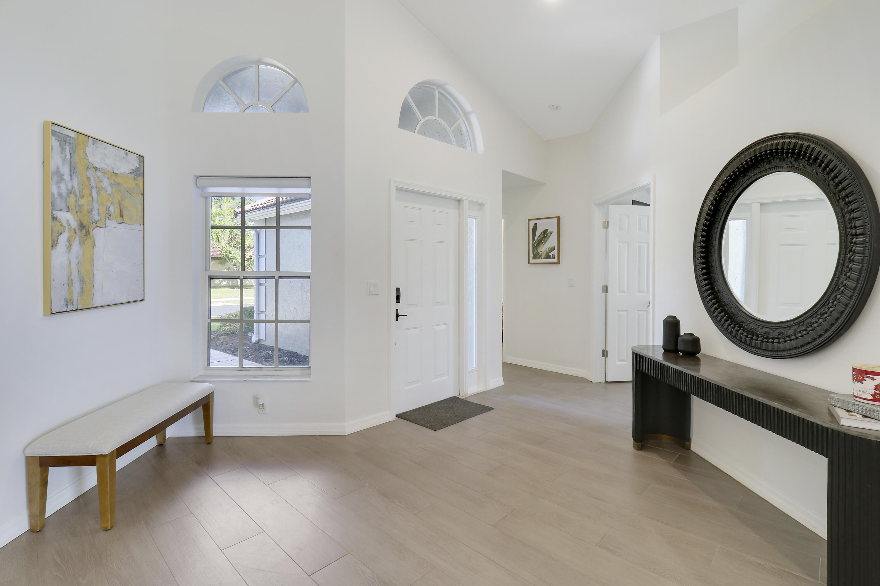 1931 Oak Berry Circle