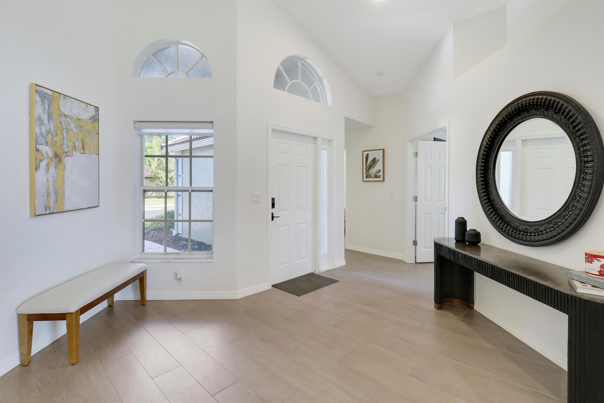 1931 Oak Berry Circle