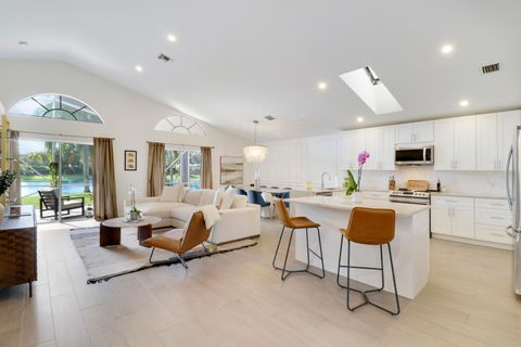 1931 Oak Berry Circle Wellington FL 33414