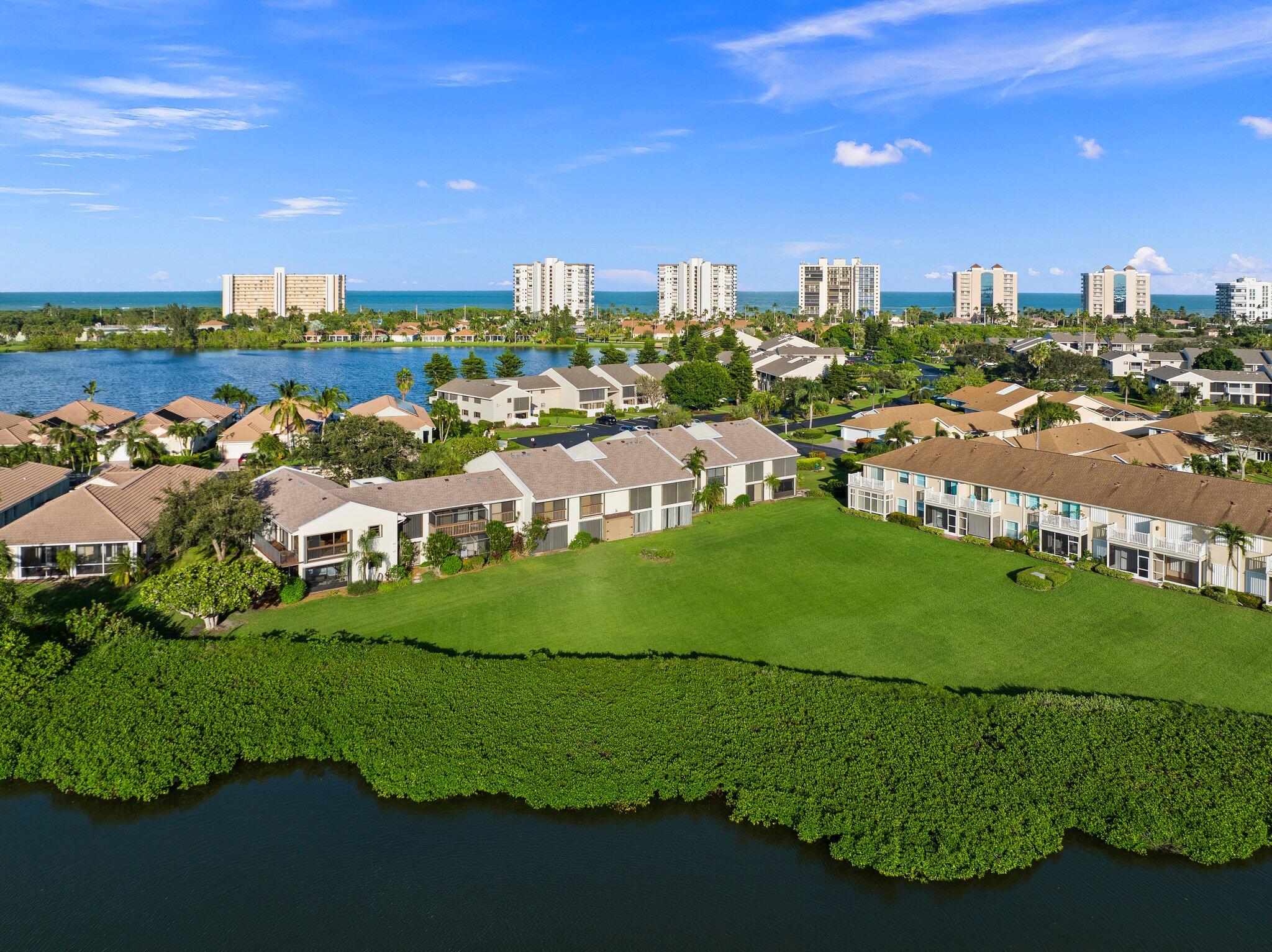 3225 S Lakeview Circle, Fort Pierce, FL, 34949/$375,000 4 3225 S Lakeview Circle