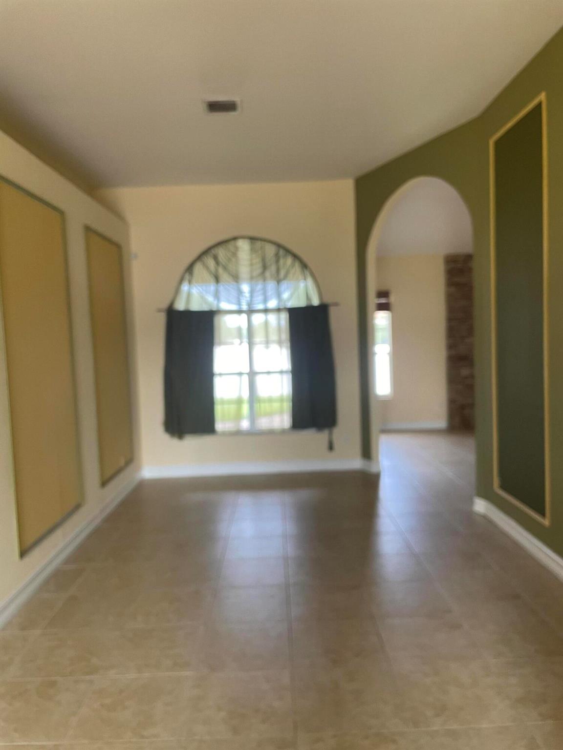 PORT ST LUCIE SECTION 14 - Residential Lease