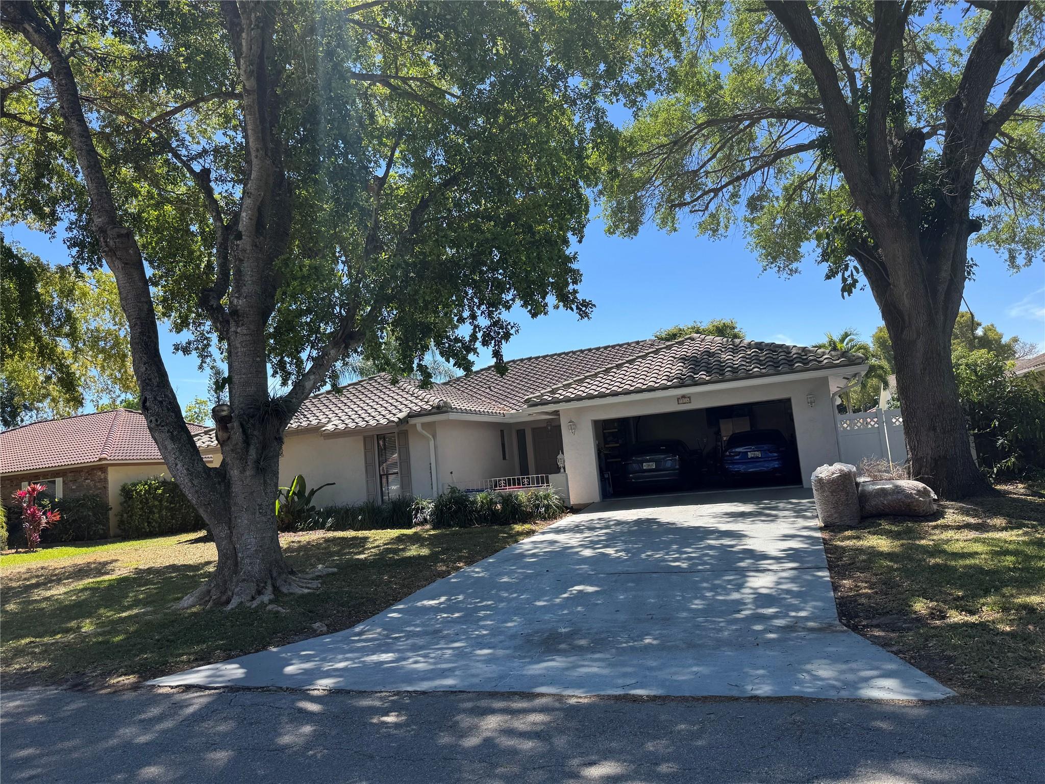 7014 NW 38th Mnr