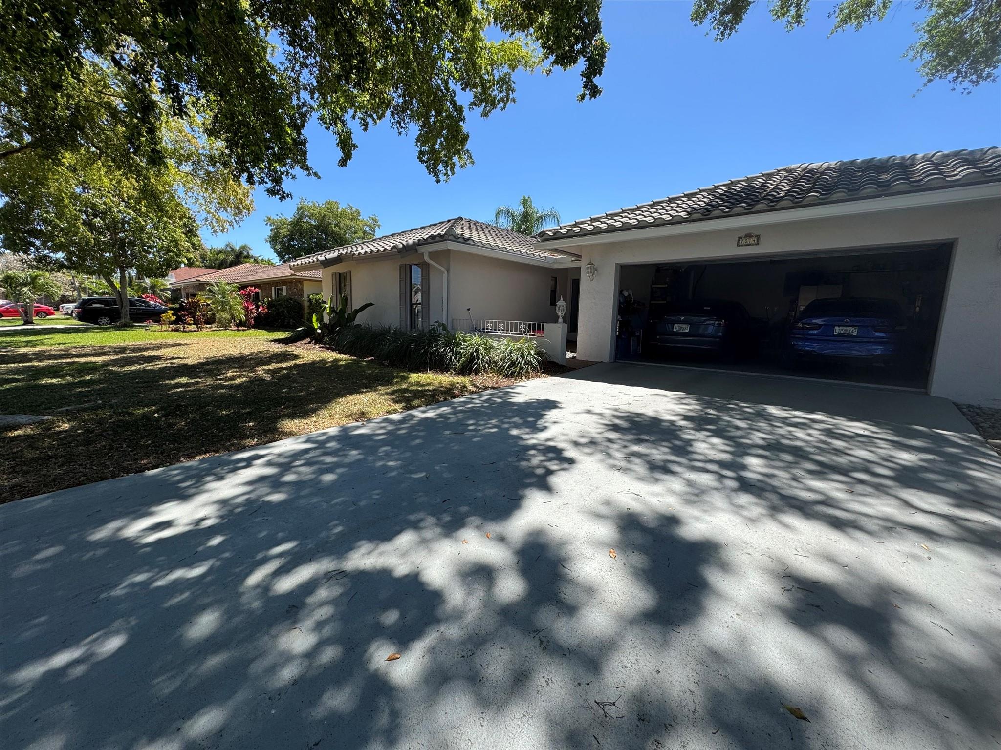 7014 NW 38th Mnr