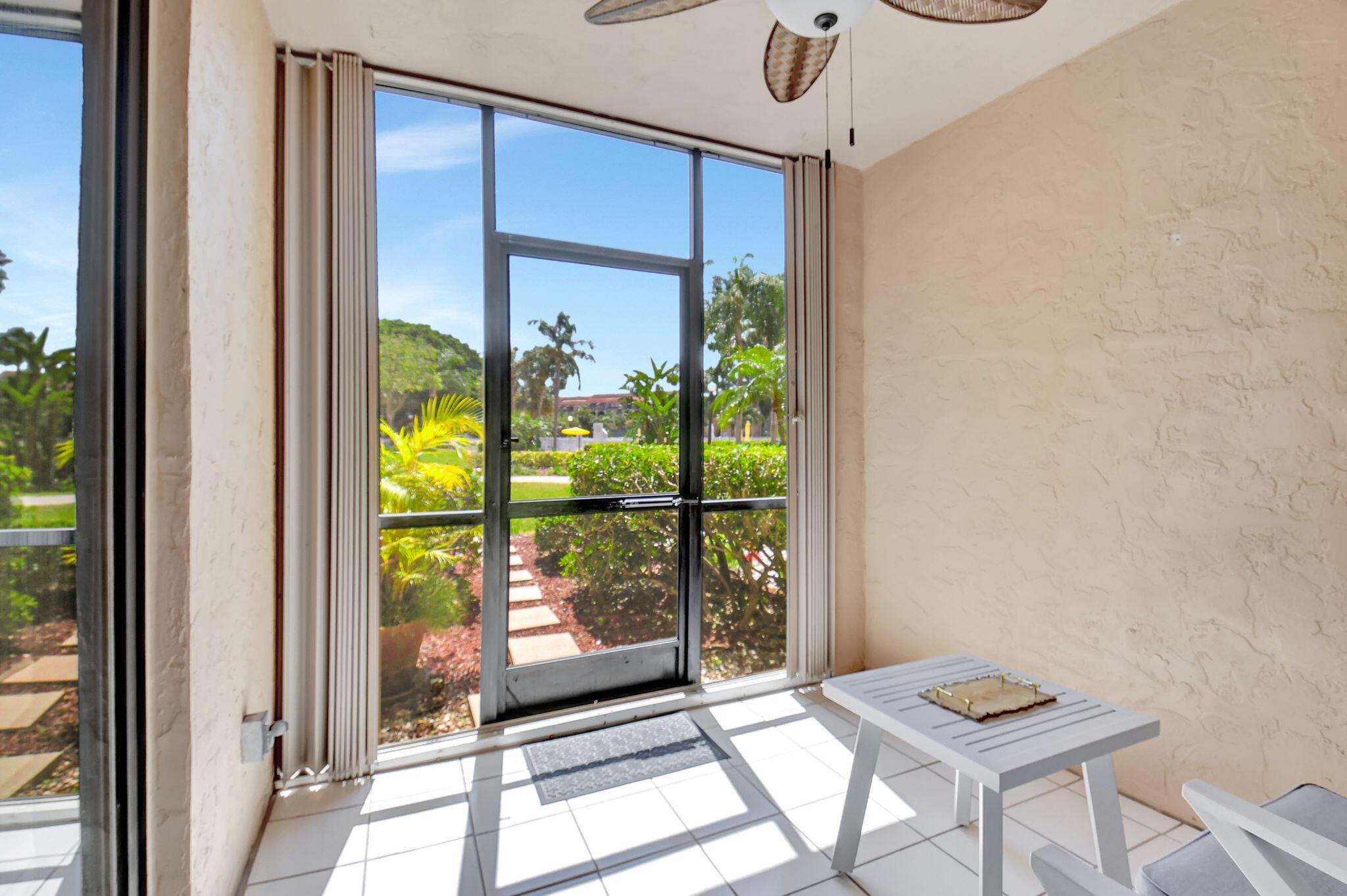 LAVERS DELRAY RACQUET CLUB CONDO - Residential