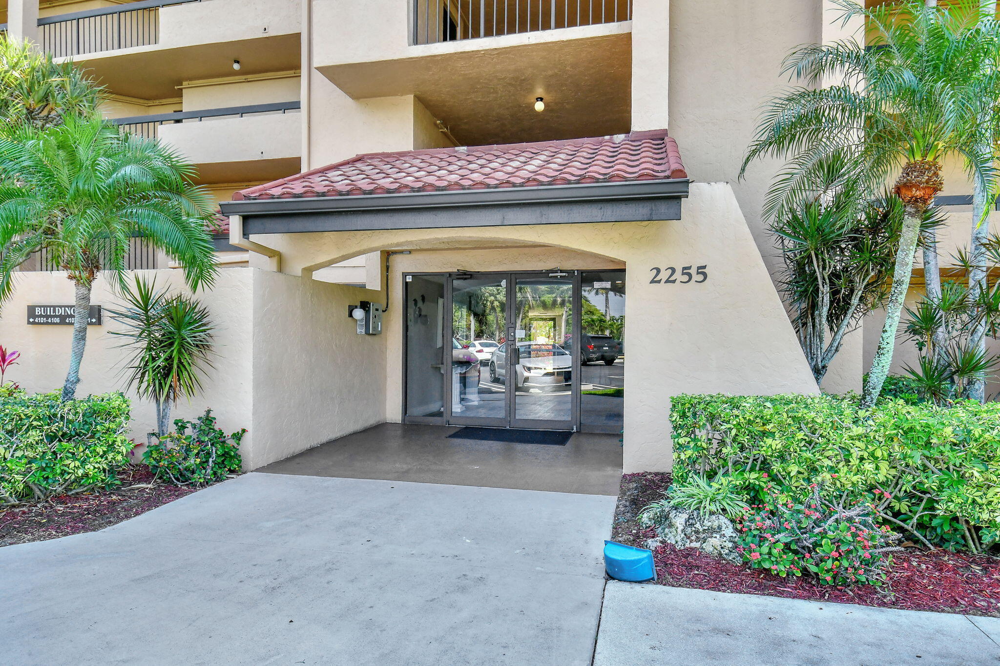 LAVERS DELRAY RACQUET CLUB CONDO - Residential