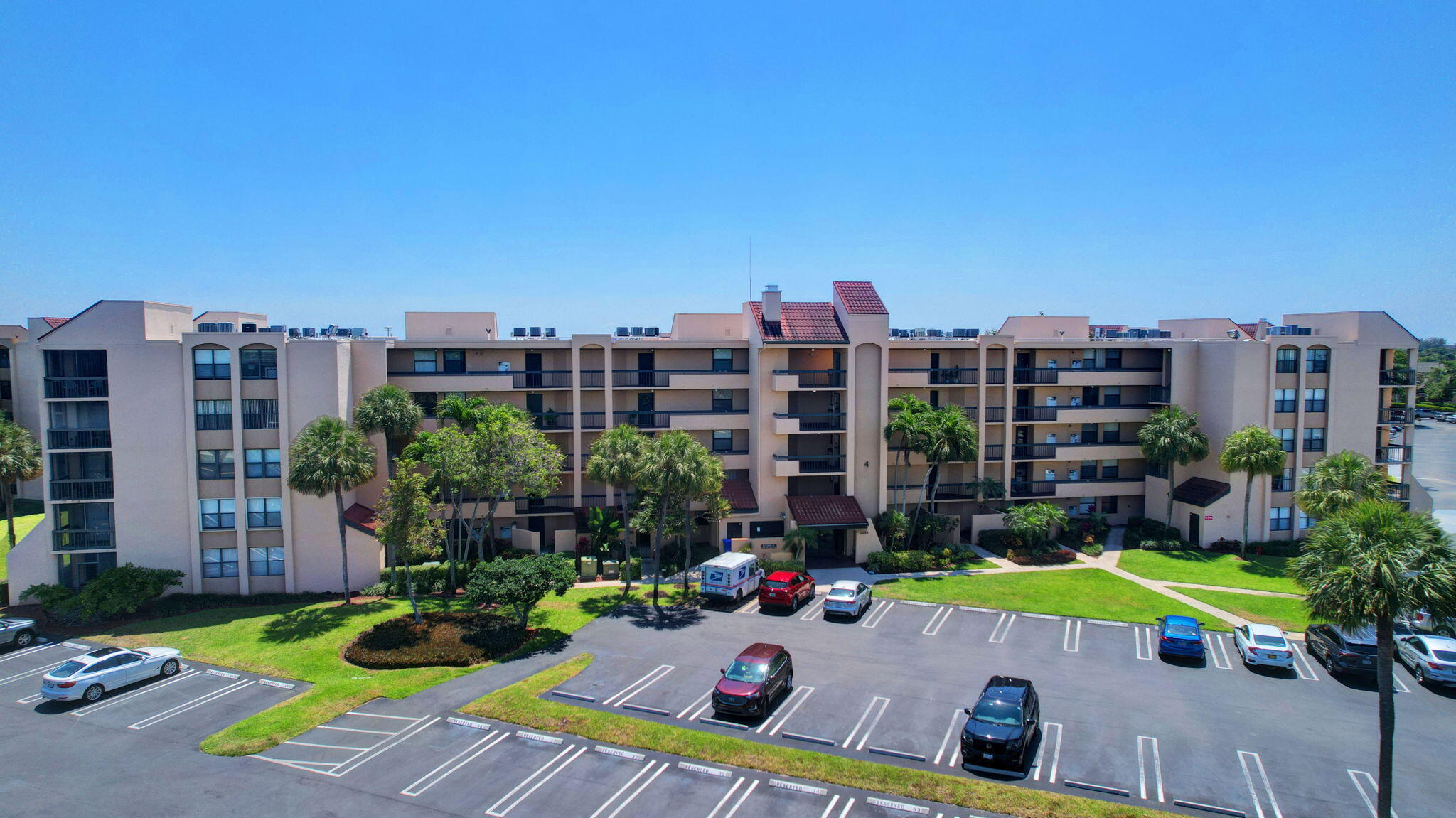 LAVERS DELRAY RACQUET CLUB CONDO - Residential