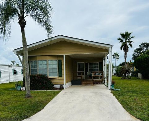 A home in Port St Lucie