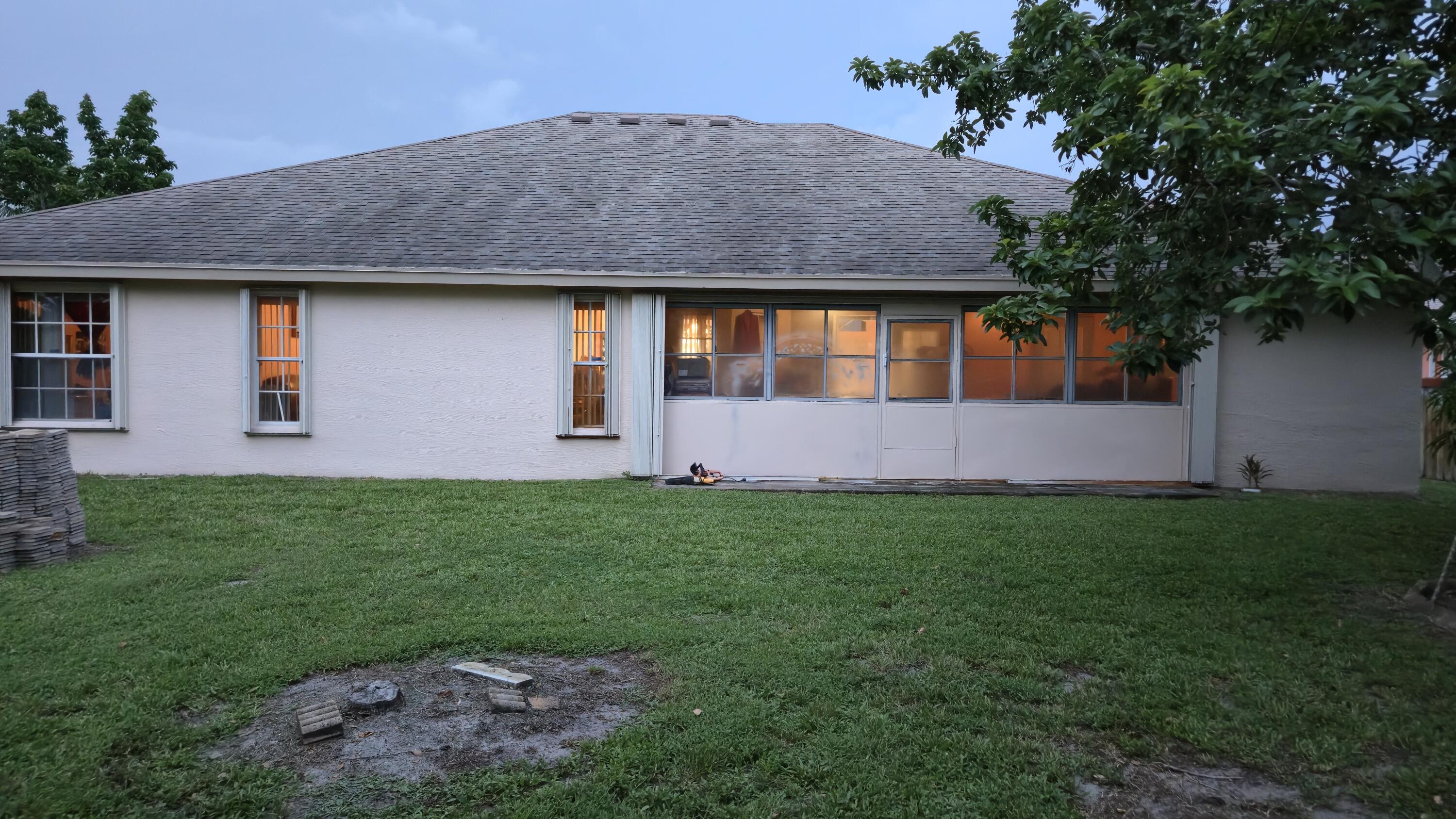 PORT ST LUCIE SECTION 22 - Residential