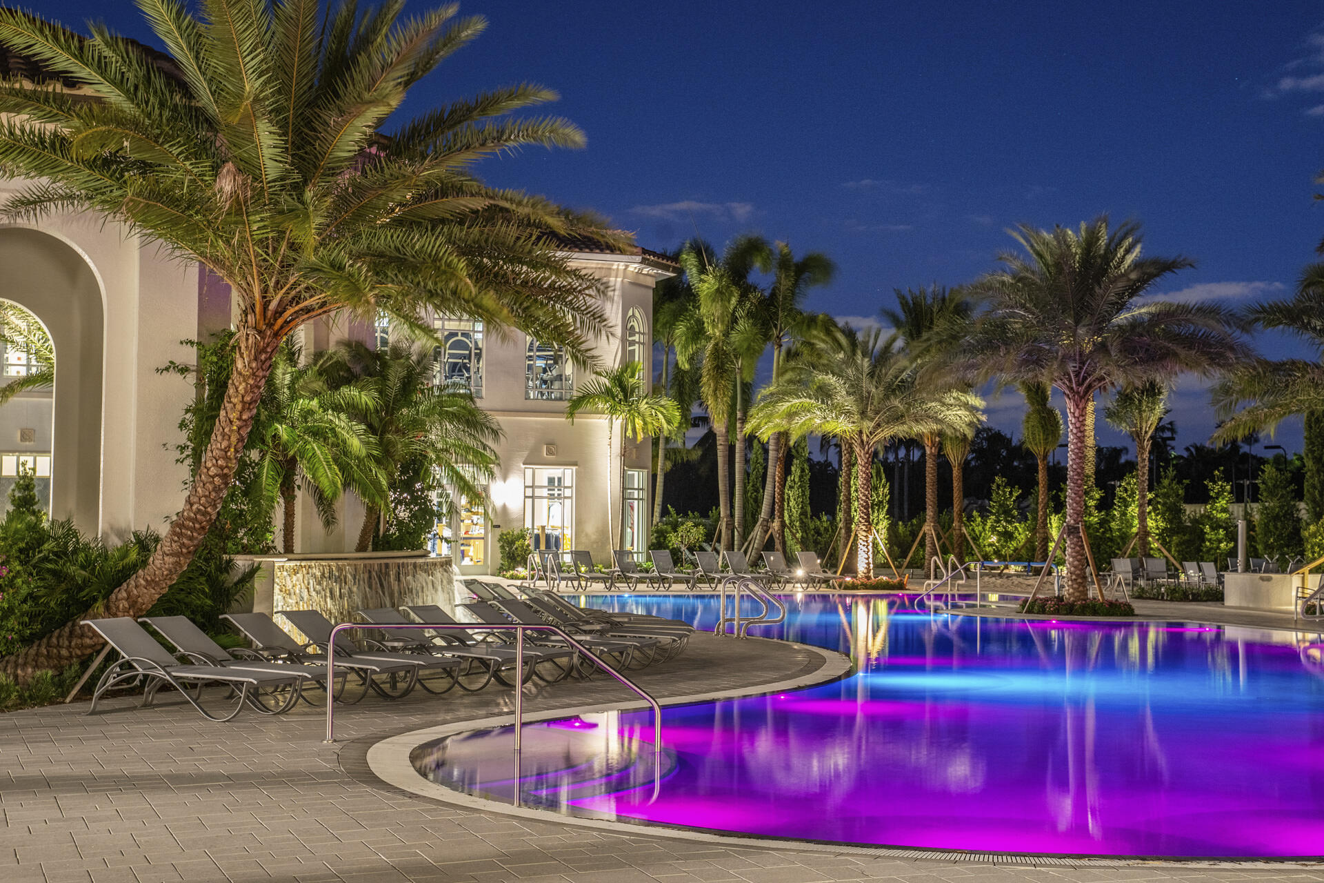 ADDISON RESERVE PARS 1 AND 2 - Residential