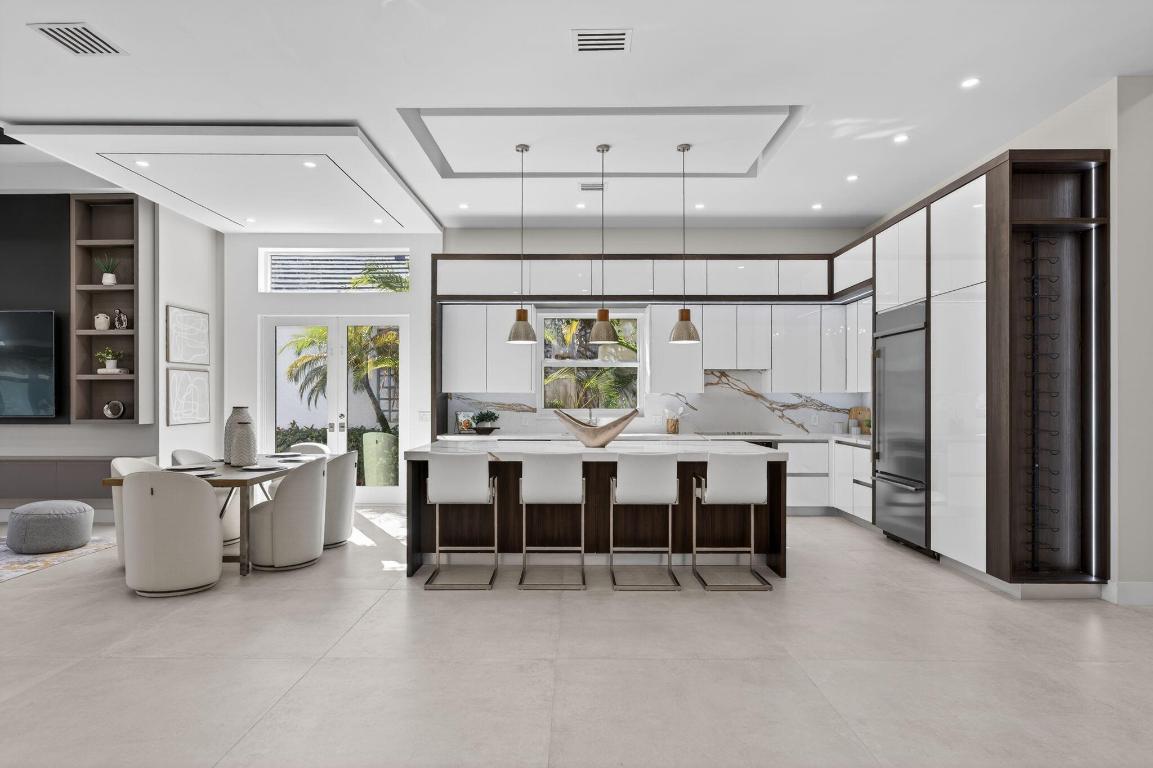 16076 Villa Vizcaya Place