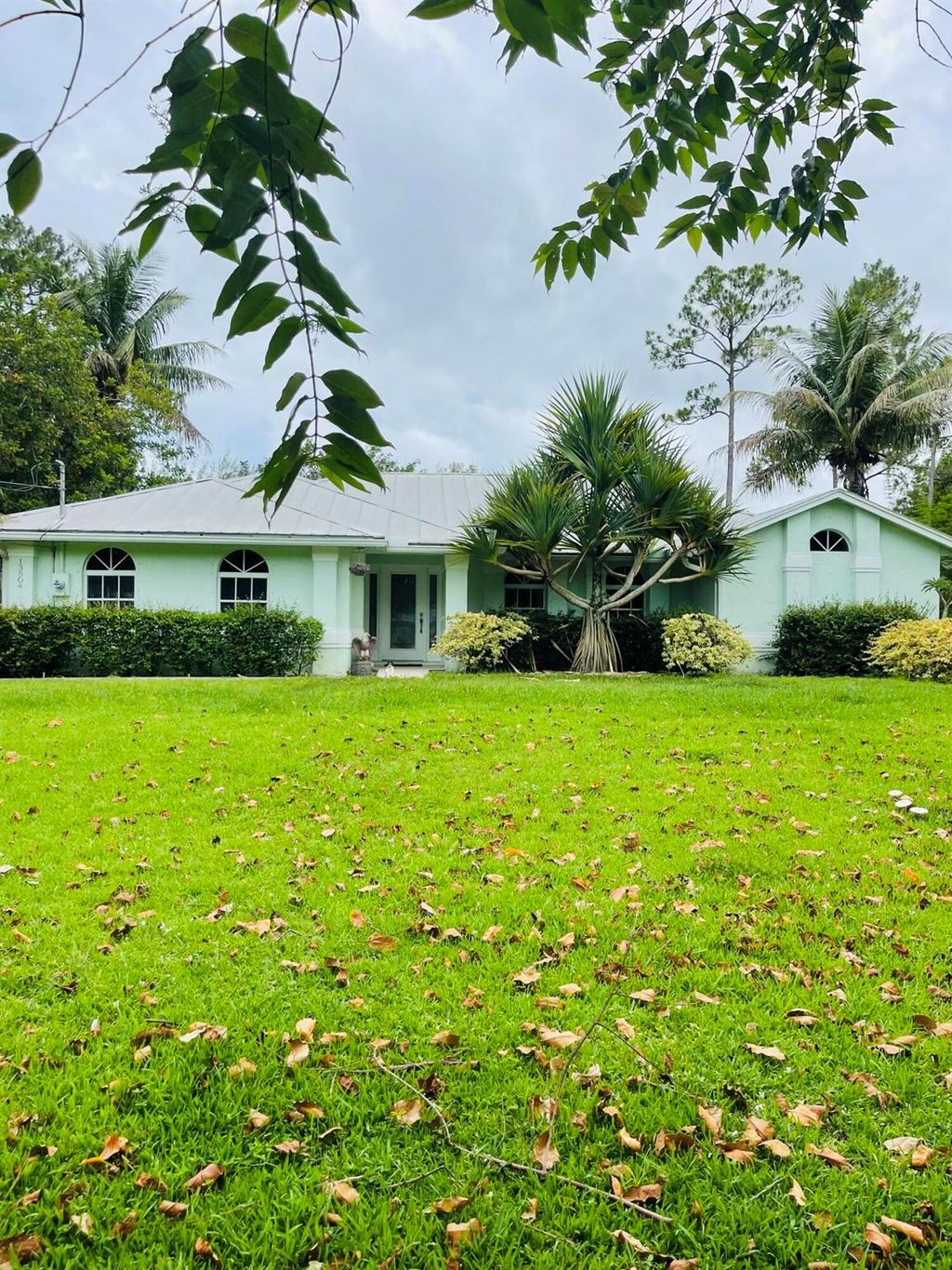 Photo of 13804 150th Court N, Jupiter, FL 33478 (MLS # R10894949)