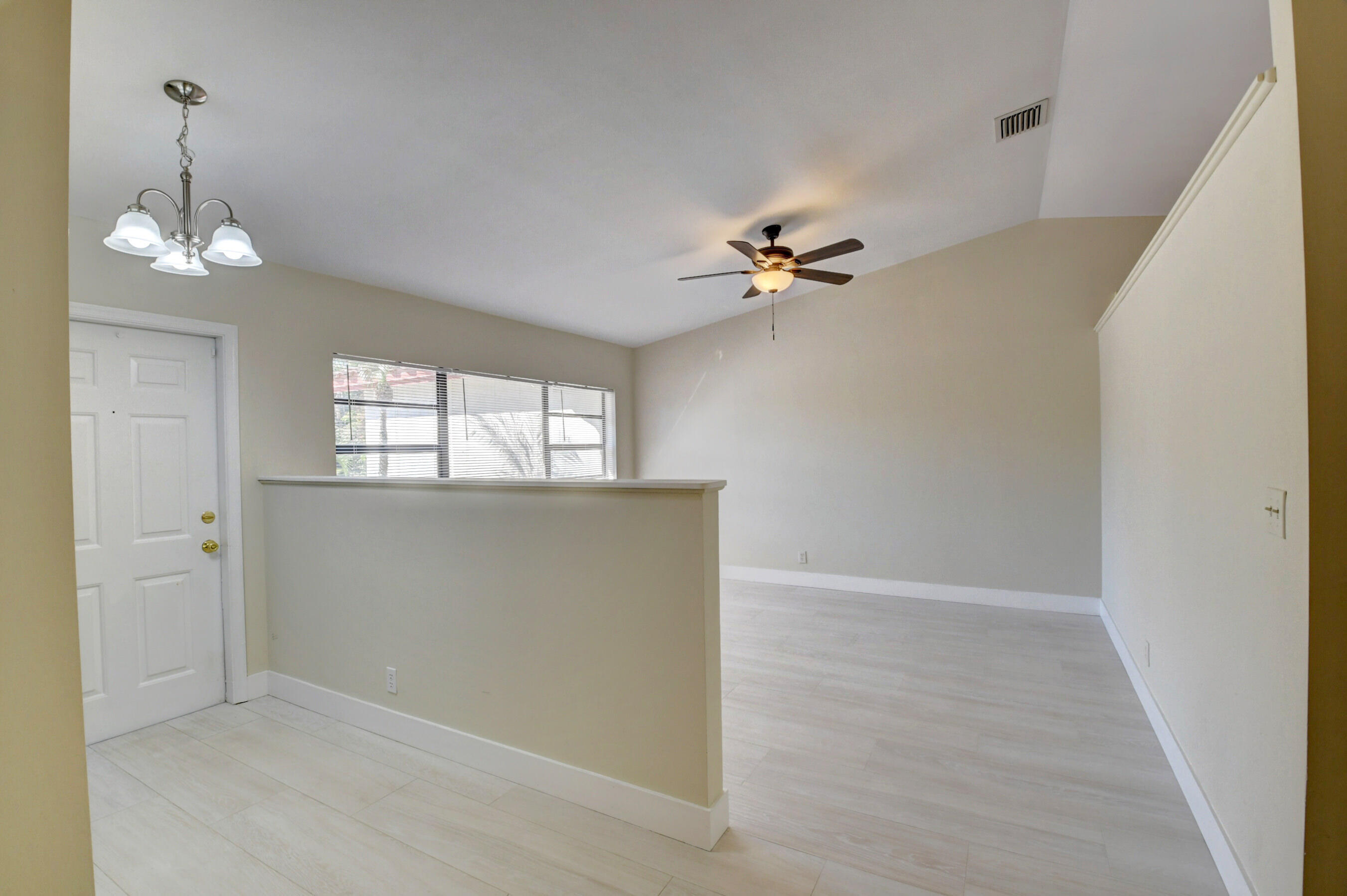 DEL MAR VILLAGE - Residential