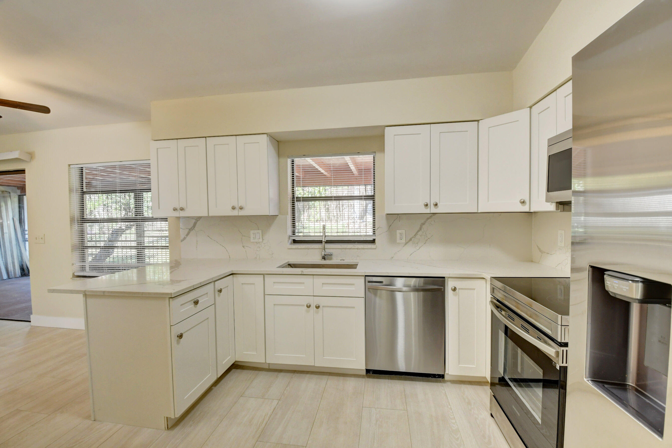 DEL MAR VILLAGE - Residential