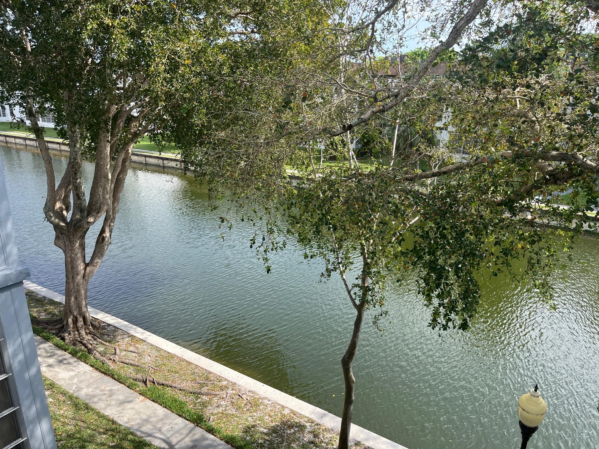 8360 Sands Point Blvd 305