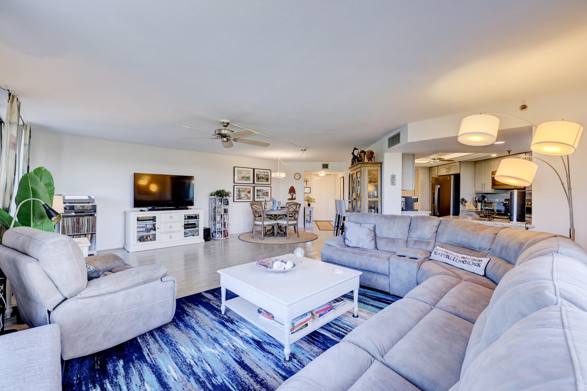 OCEAN VILLAGE - Residential