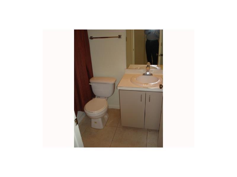 Oceanside at Lauderdale - Residential