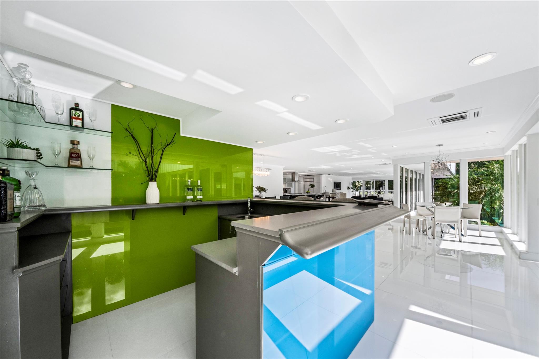 Waters Edge 88-11 B - Residential