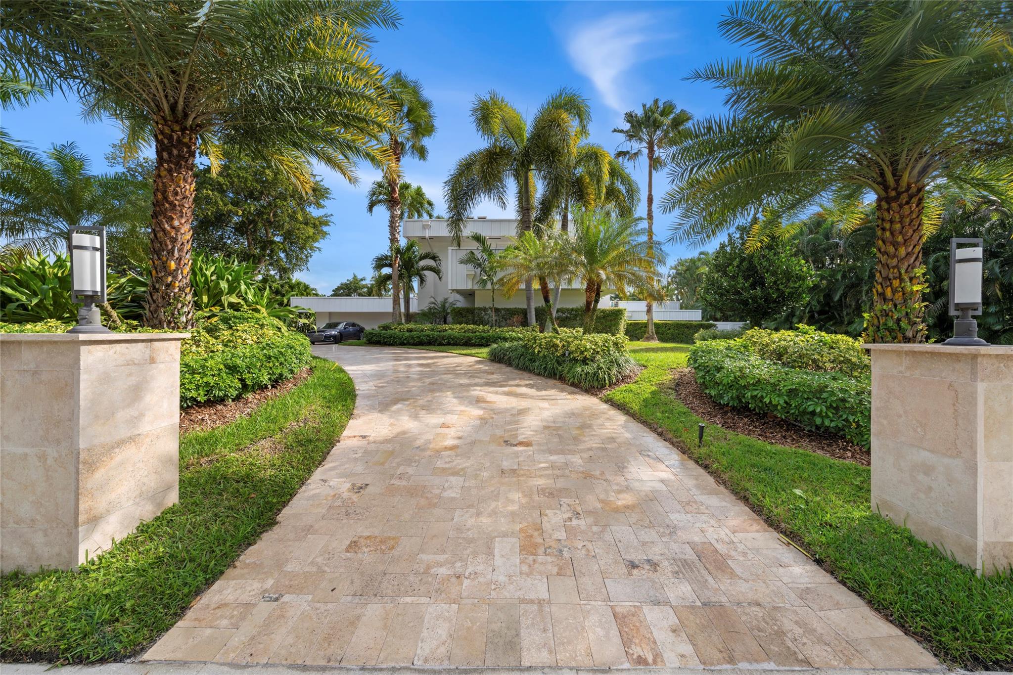 Waters Edge 88-11 B - Residential