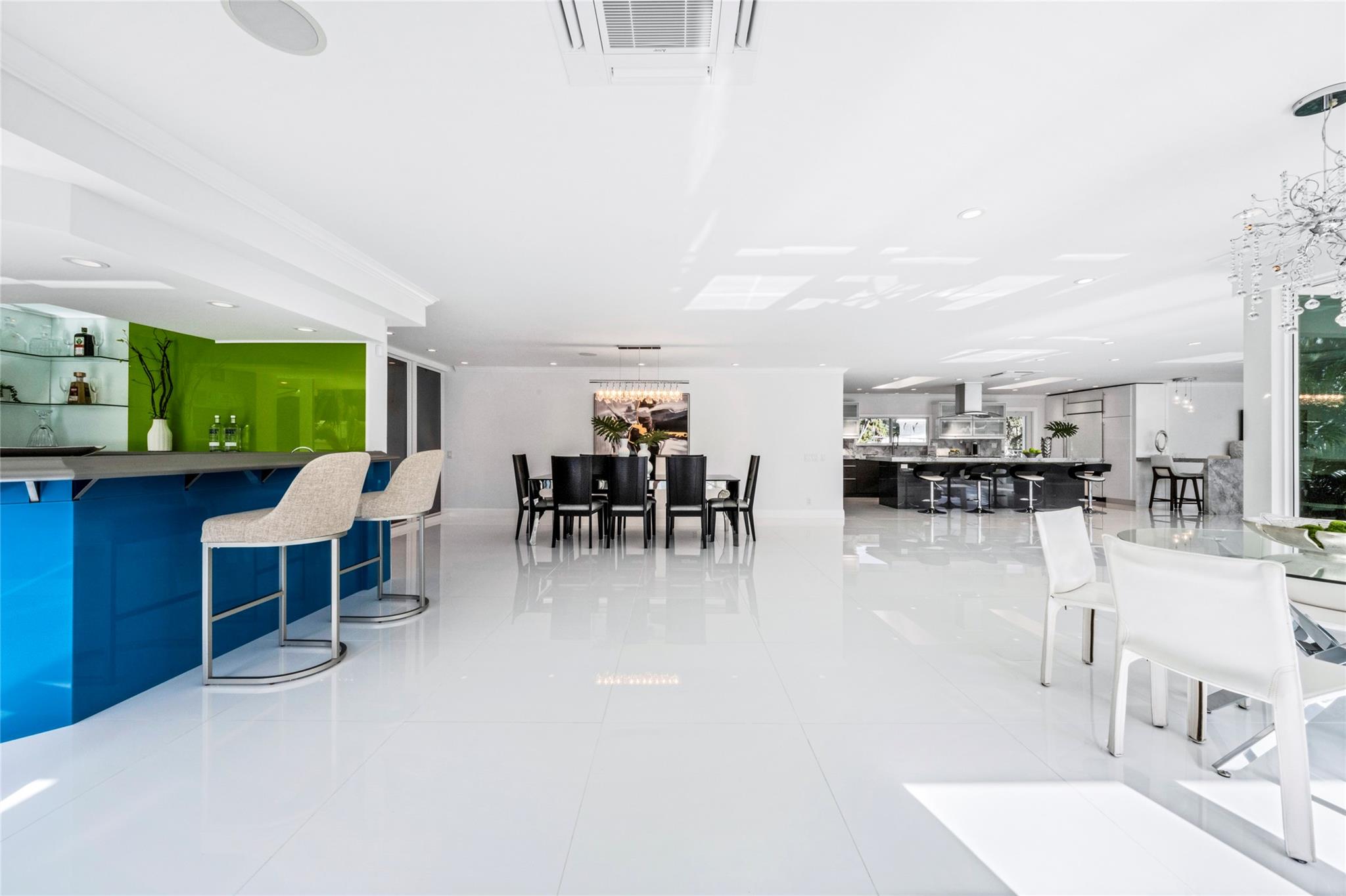 Waters Edge 88-11 B - Residential