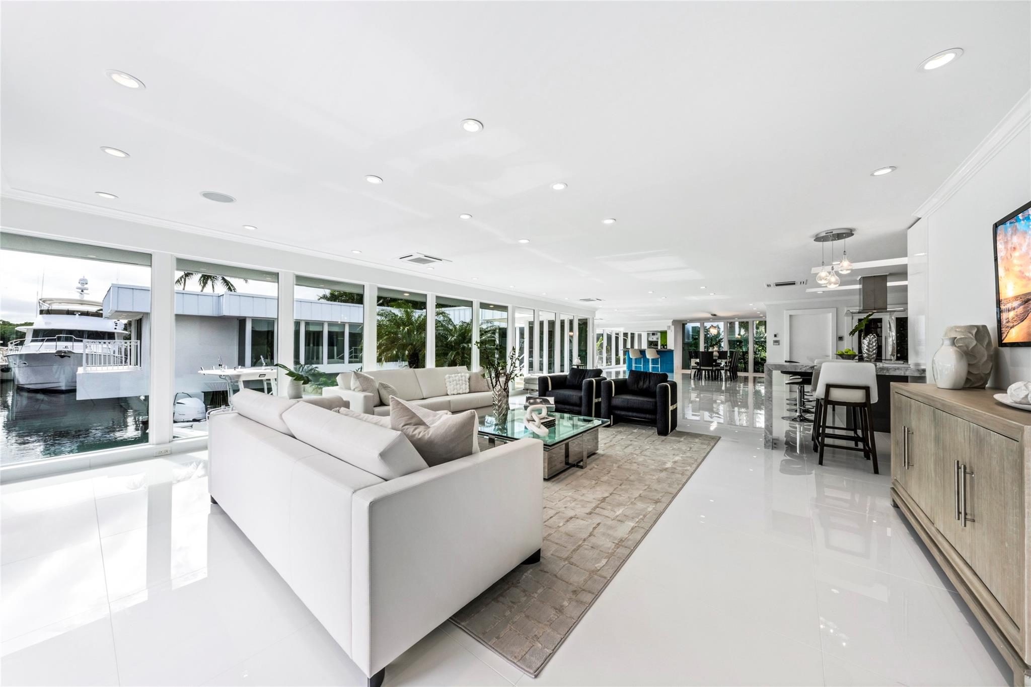 Waters Edge 88-11 B - Residential