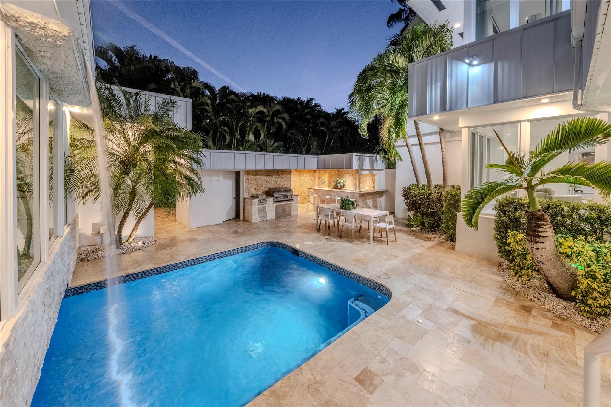 Waters Edge 88-11 B - Residential