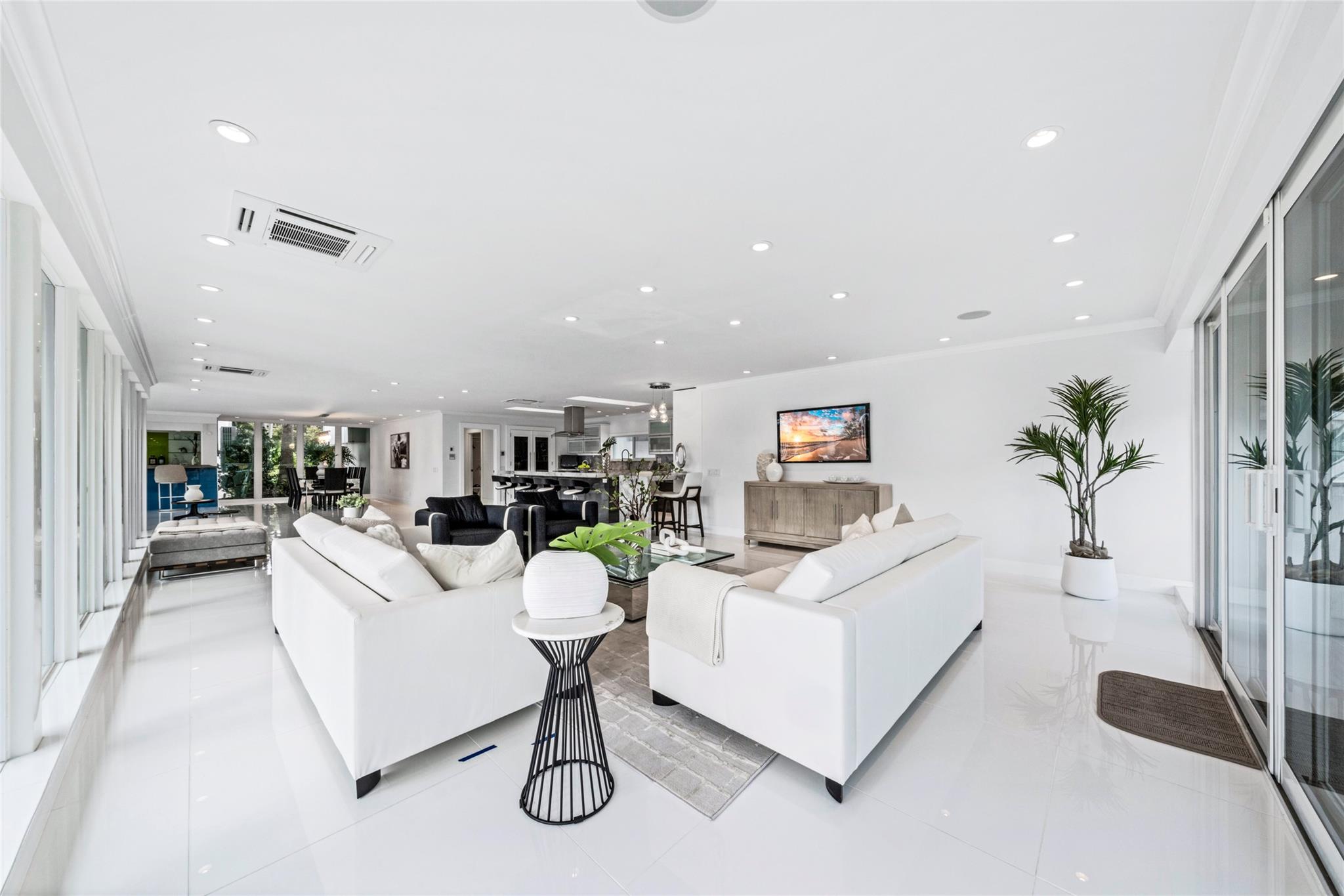 Waters Edge 88-11 B - Residential