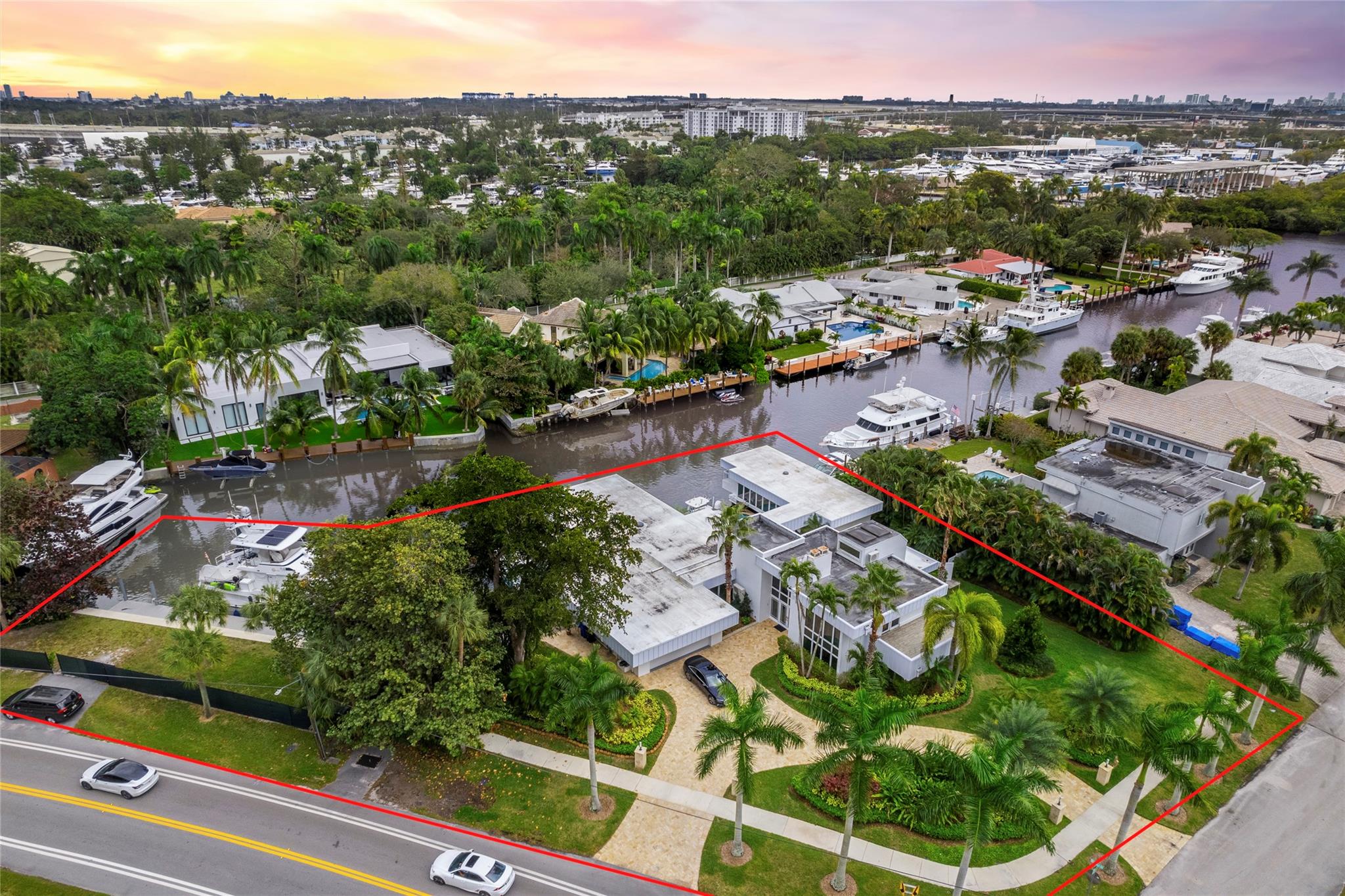 Waters Edge 88-11 B - Residential